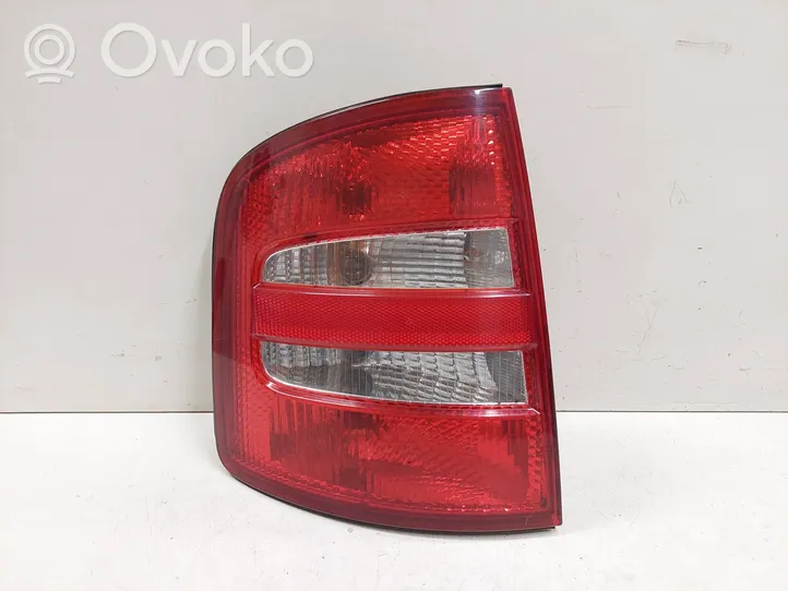 Skoda Fabia Mk1 (6Y) Luci posteriori 6Y9945111