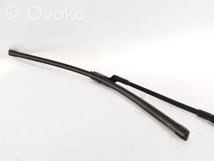 Ford Focus C-MAX Front wiper blade arm bm5117526