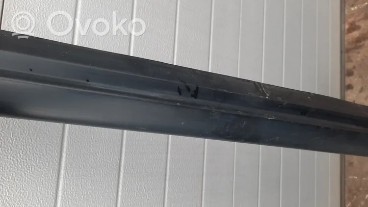 Honda CR-V Front sill (body part) 