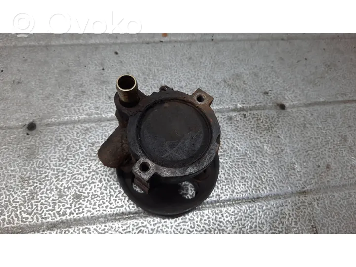 Renault Clio II Power steering pump 