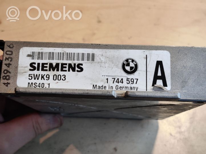 BMW 5 E34 Calculateur moteur ECU 1744597