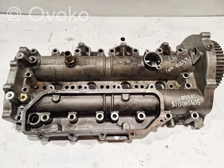 Iveco Daily 35.8 - 9 Culata del motor 504010018