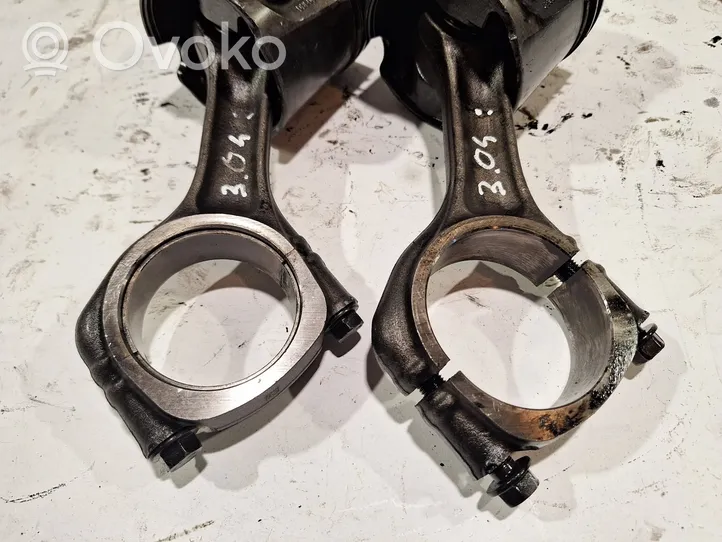 Fiat Ducato Piston with connecting rod 096088