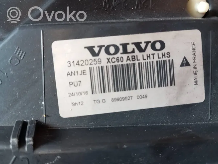 Volvo XC60 Lampa przednia 31420259