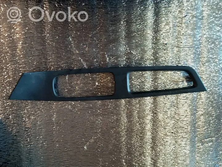 Volvo S60 Etuoven ikkunan kytkimen kehys 9123969