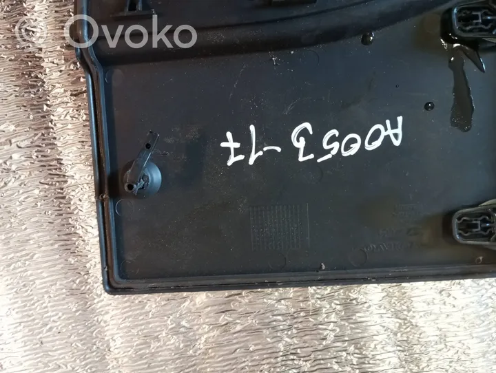 Volvo S60 Dangtis akumuliatoriaus dėžės 31202084