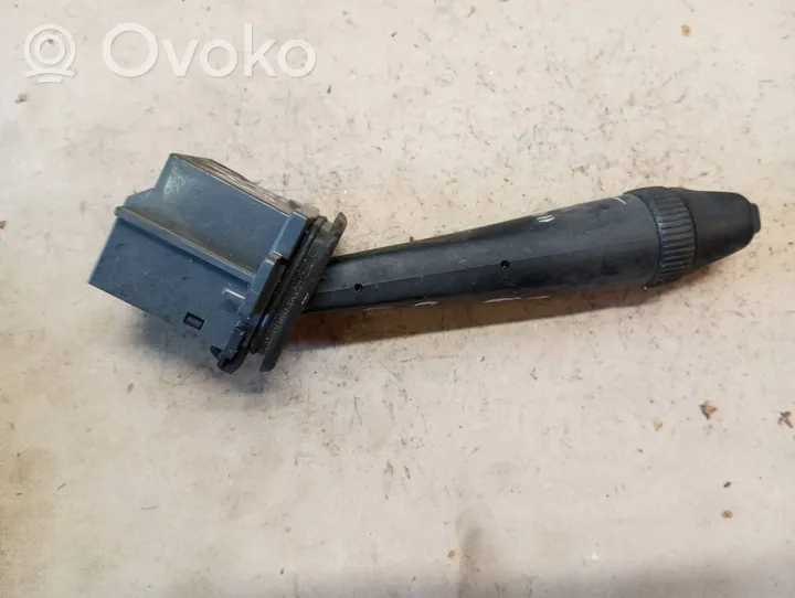 Volvo V70 Wiper control stalk 8691545