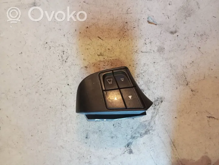 Volvo V70 Ohjauspyörän painikkeet/kytkimet 30739641