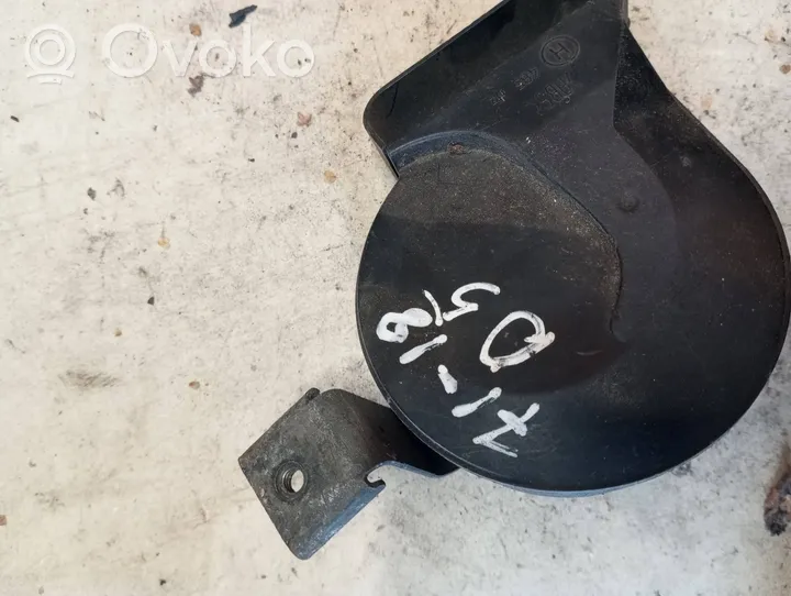 Volvo V70 Horn signal 49042