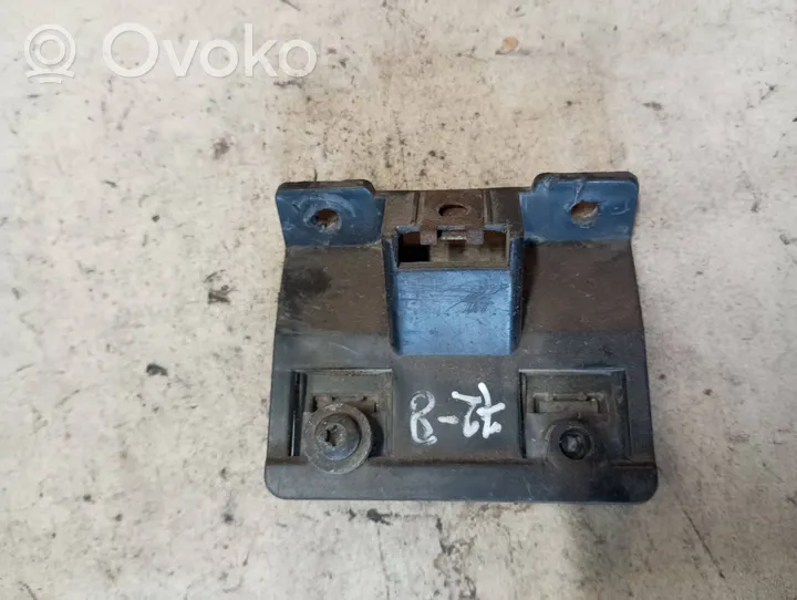 Volvo S60 Support de pare-chocs arrière 30655939