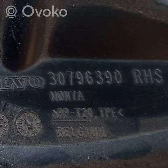 Volvo V70 Condotto d'aria intercooler 30796390