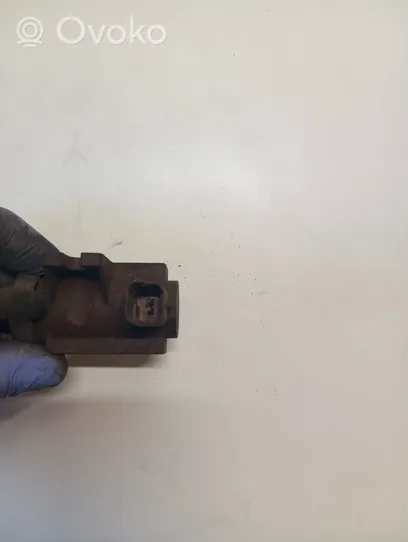 Volvo S80 Turbo solenoid valve 1H0906627