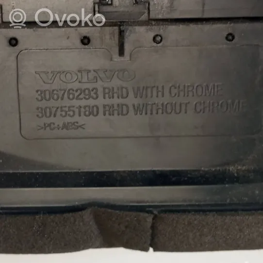 Volvo XC70 Griglia di ventilazione centrale cruscotto 30676293