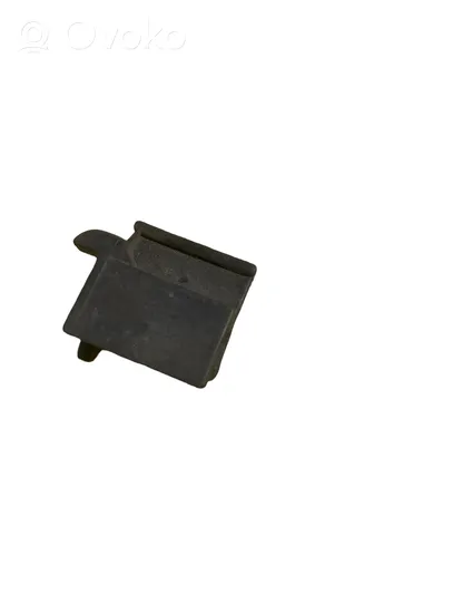 Volvo S40, V40 Support batterie 