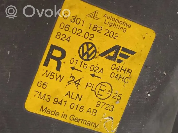 Volkswagen Sharan Faro delantero/faro principal 7M3941016AB