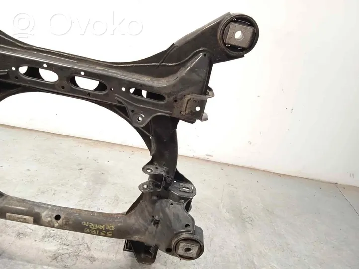 Audi Q7 4L Sottotelaio anteriore 7L0400025