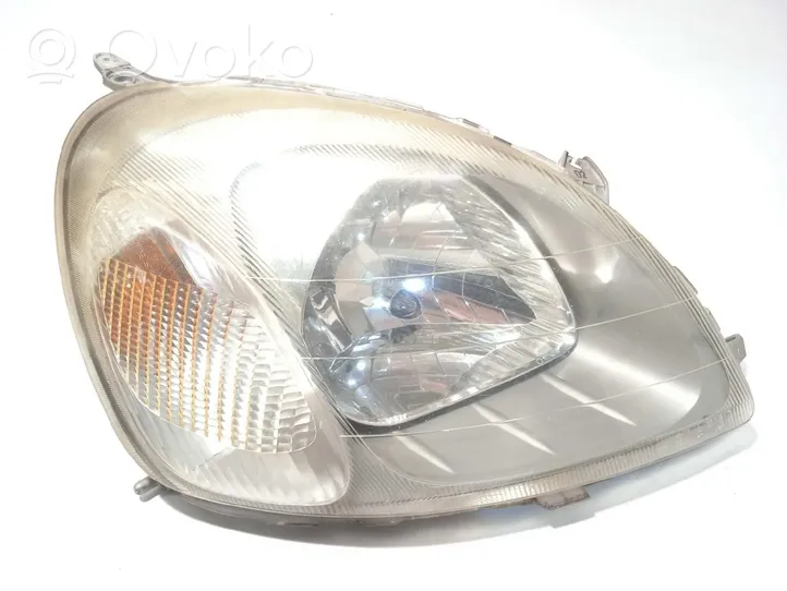 Toyota Yaris Verso Lampa przednia 8111052021