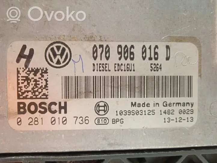 Volkswagen Touareg I Moottorin ohjainlaite/moduuli 070906016D