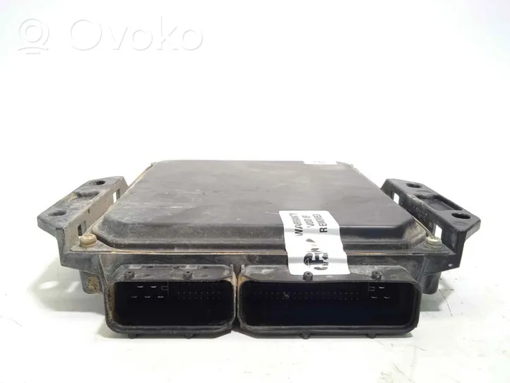 Nissan Navara Sterownik / Moduł ECU 23710EB310