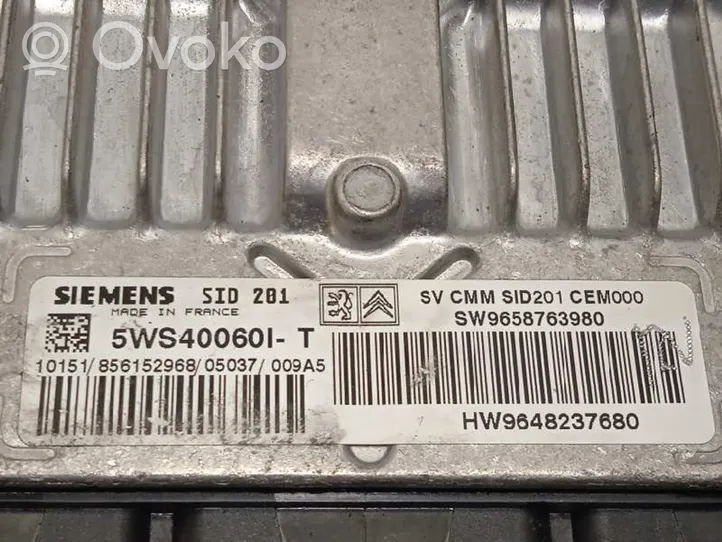 Peugeot 607 Calculateur moteur ECU 9648237680