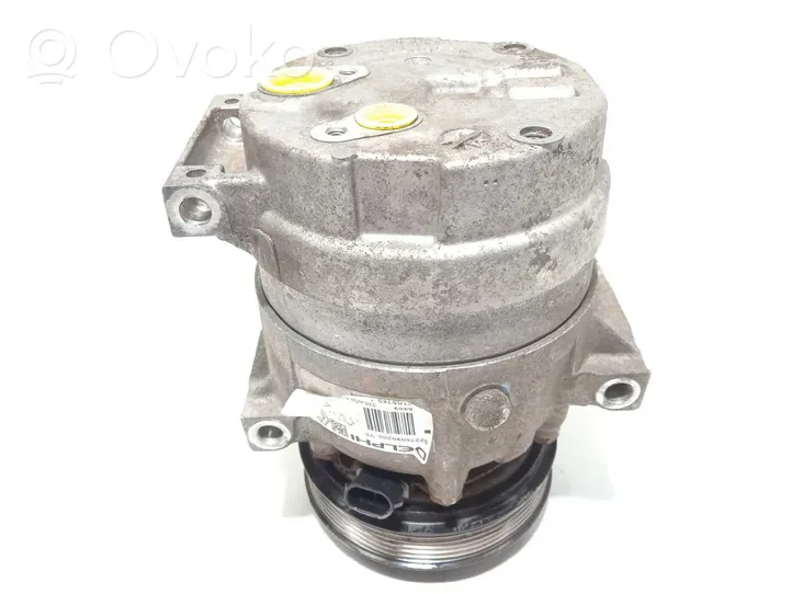 Opel Vivaro Ilmastointilaitteen kompressorin pumppu (A/C) 7700105765