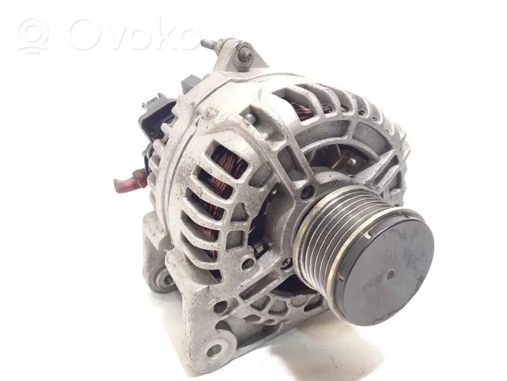 Renault Clio III Generatore/alternatore 442521