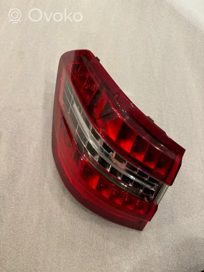 Mercedes-Benz E W212 Luci posteriori A2129061757