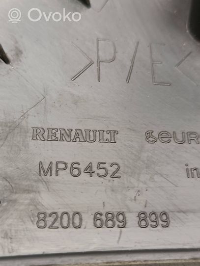 Renault Master III Apdaila priekinių durų (moldingas) 8200689899