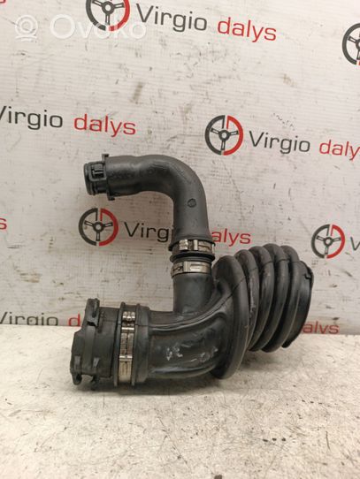 Volvo C30 Air intake hose/pipe 72100865