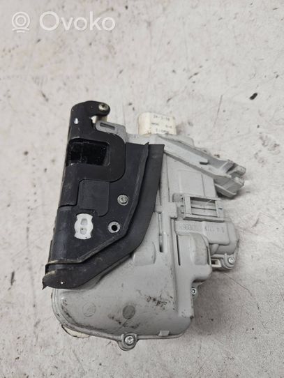 Audi A6 S6 C6 4F Zamek drzwi przednich 4F2837016B