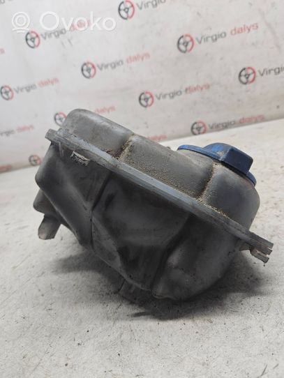 Audi A4 S4 B6 8E 8H Vase d'expansion / bouchon de réservoir de liquide de refroidissement 8E0121403