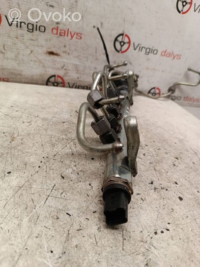 Jaguar XF Fuel main line pipe 9670890580