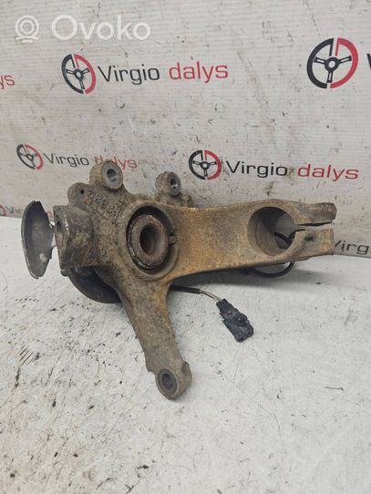 Ford C-MAX I Front wheel hub 