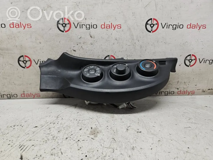 Toyota Yaris Panel klimatyzacji 554060D490