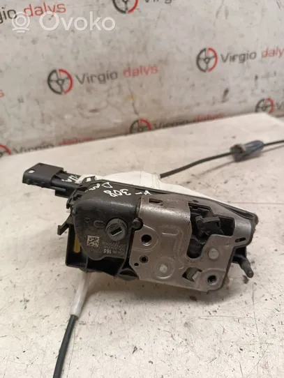 Peugeot 308 Front door lock A048069