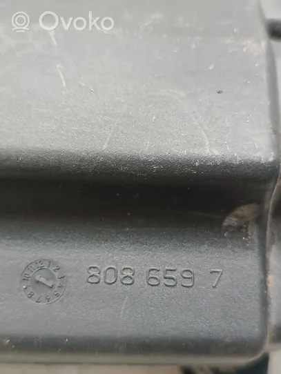 Citroen C4 Grand Picasso Aktiivihiilisuodattimen polttoainehöyrysäiliö 8086597