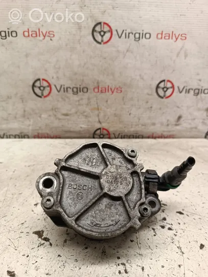 Peugeot 407 Vacuum pump D1562B