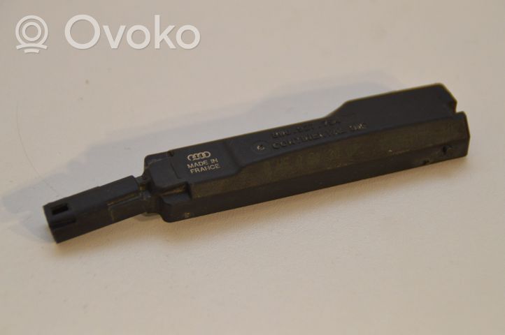 Audi A5 Antenna comfort per interno 8W0927754