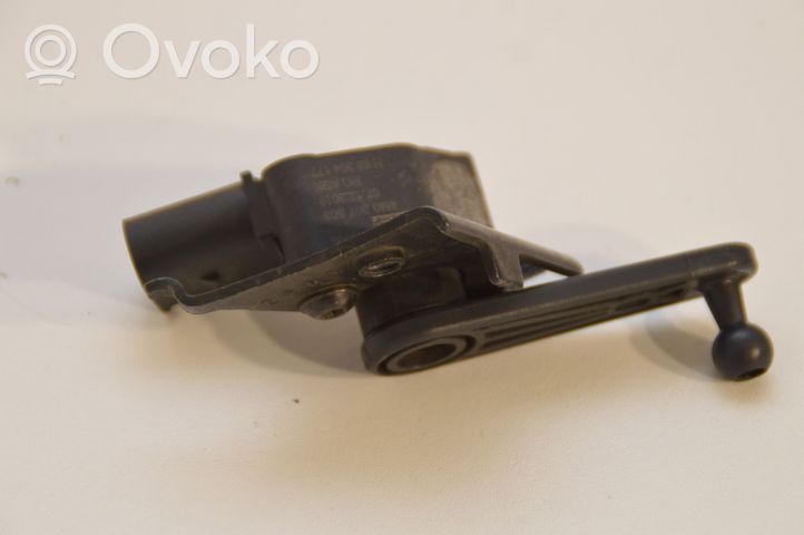 Audi A5 Aizmugurē balstiekārtas augstuma sensors 4M0907503