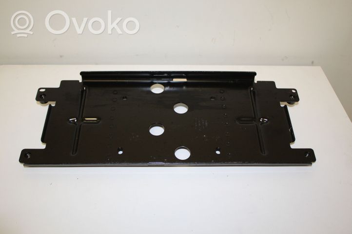 Audi Q7 4M Hybrid/electric vehicle battery bracket 4M0915524