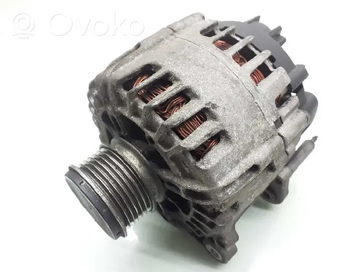 Volkswagen Touran I Generatore/alternatore 03L903023