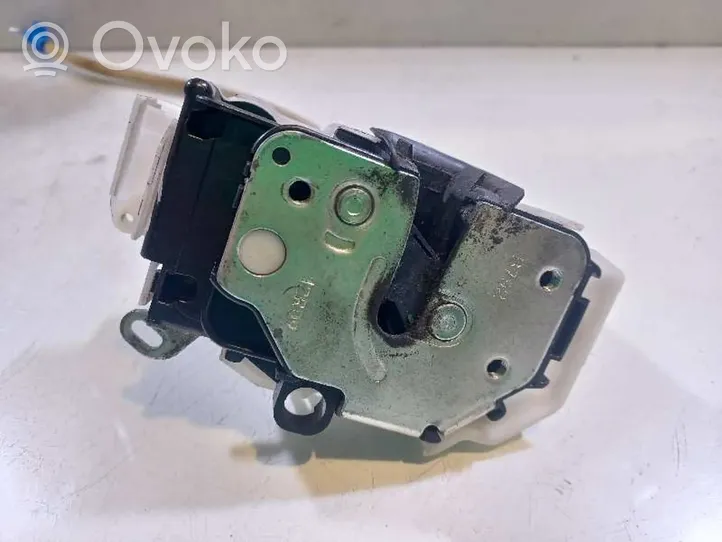 Fiat Qubo Zamek drzwi przednich 1361747080