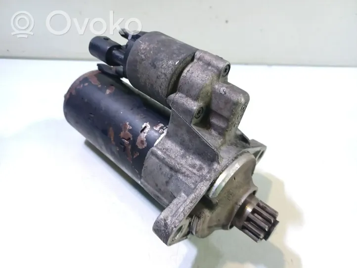 Volkswagen Multivan T5 Starter motor 02E911024A