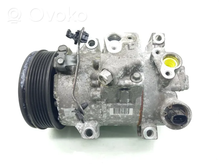 Toyota Avensis T270 Compresseur de climatisation 8831002370