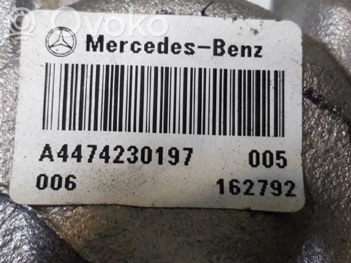 A4474230197 Mercedes-Benz Vito Viano W447 Bremssattel hinten 