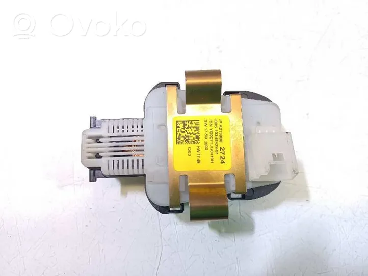 Mercedes-Benz E AMG W210 Cita veida sensors A2139002724