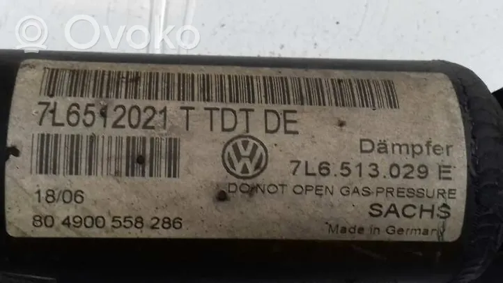 Volkswagen Touareg I Takaiskunvaimennin 7L6512021T