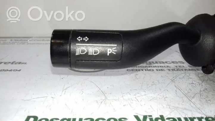 Volkswagen Touareg I Suuntavilkun vipu 3D0953513