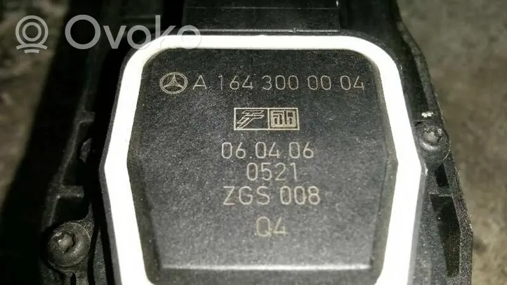 Mercedes-Benz R AMG W251 Педаль акселератора 1643000004
