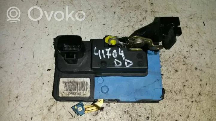 Volvo S60 Front door lock 30663042